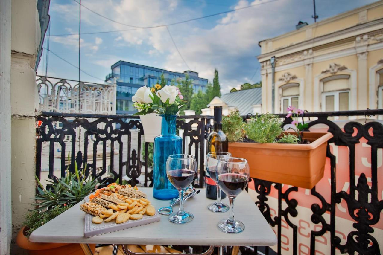 Heart Of Downtown Freedom Square Apartment Tbilisi Exterior photo